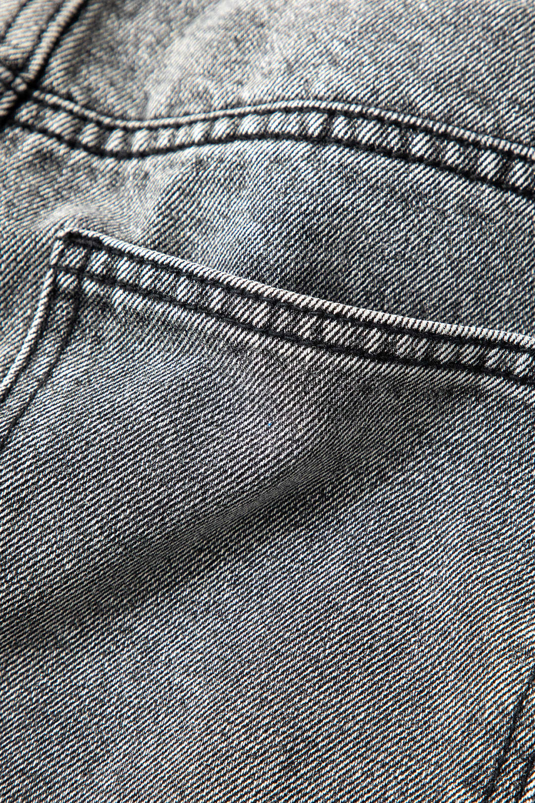 Damesjeans met asymmetrische taille