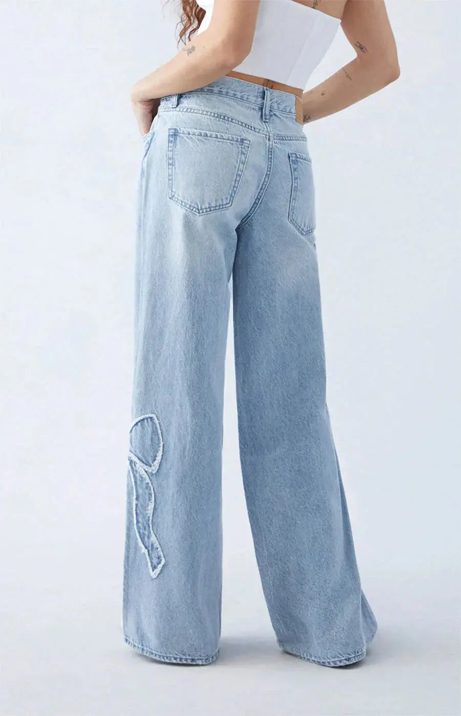 Denim Jeans met Wijde Pijpen en Patches
